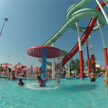 Hotel Marzia Con Piscina 里乔内 外观 照片