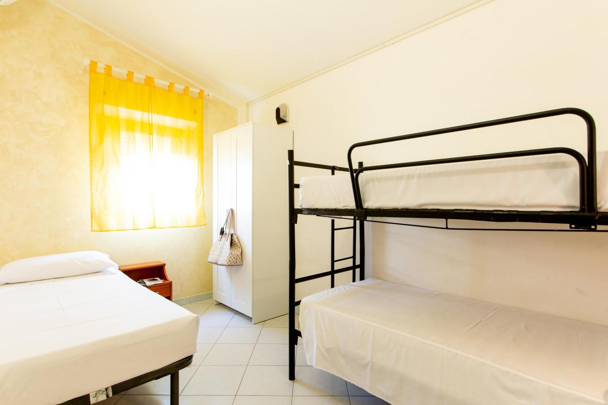 Hotel Marzia Con Piscina 里乔内 外观 照片