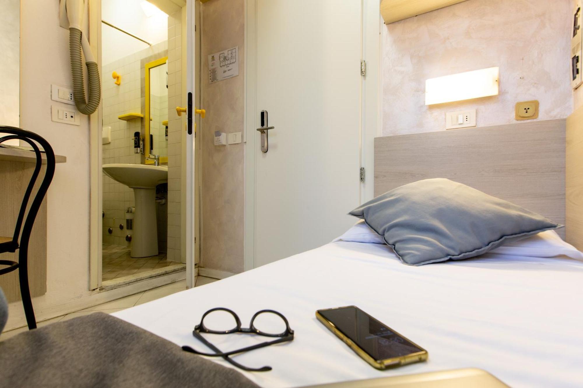 Hotel Marzia Con Piscina 里乔内 外观 照片